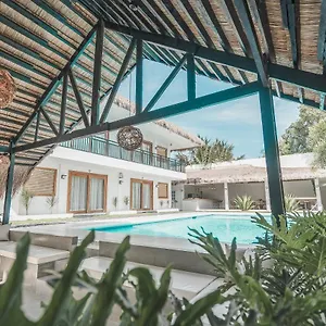 **** Resort Ultra Mint Dive Philippinen