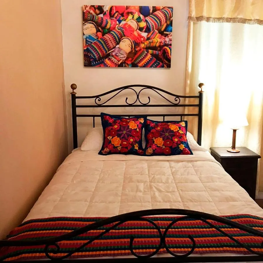 Hotel Luna Maya Antigua