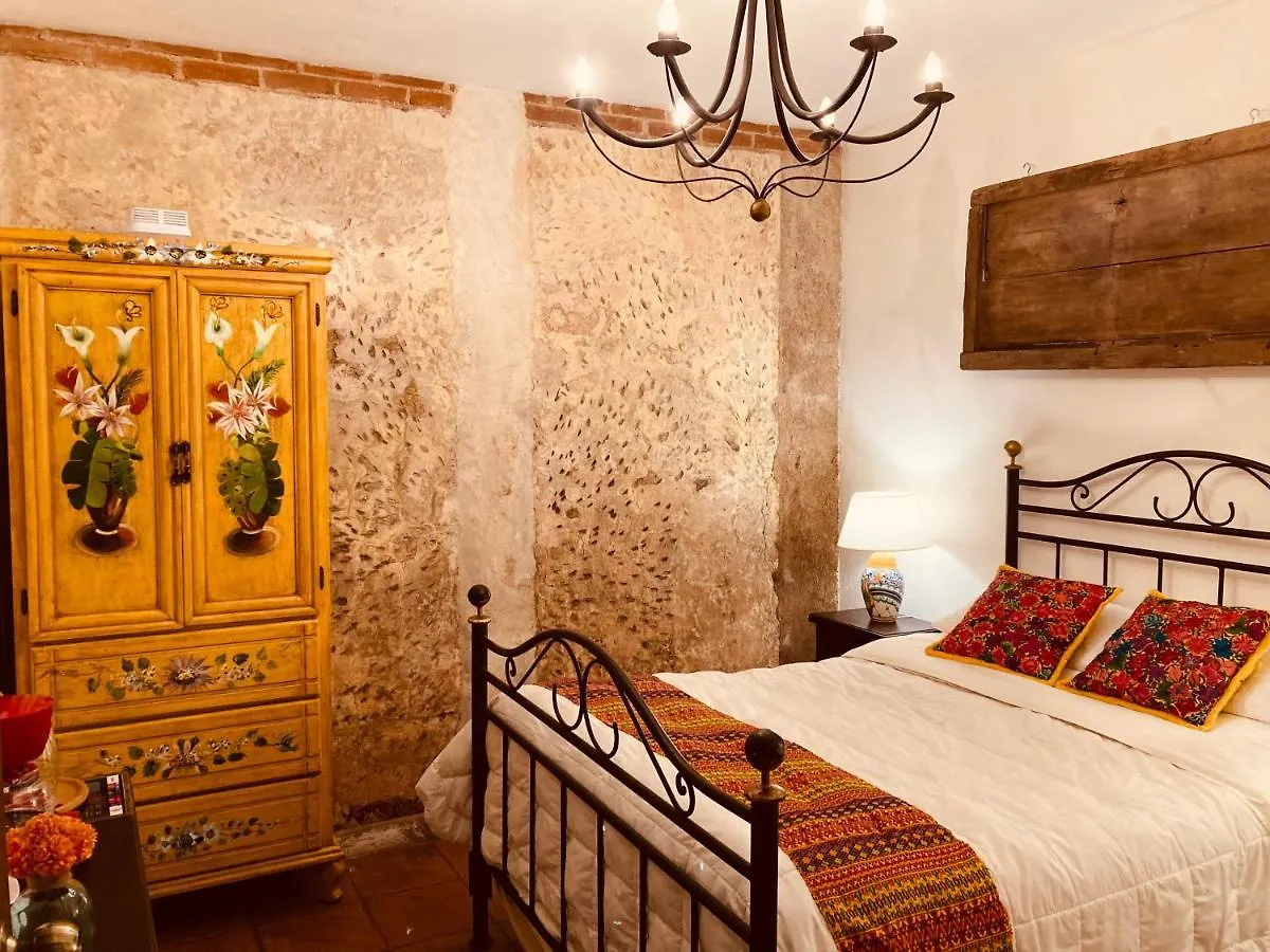 Luna Maya Antigua Hotel